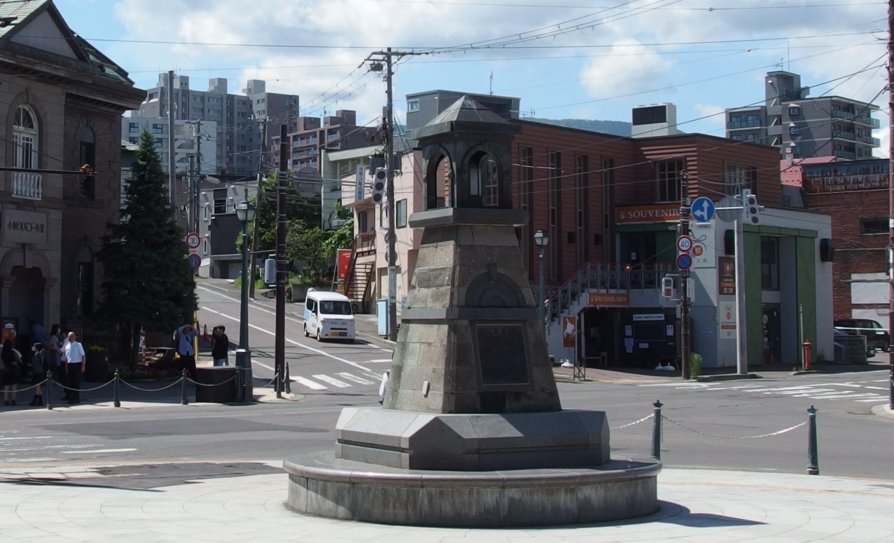 常夜灯モニュメント